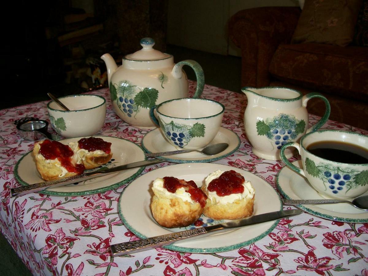 Middletown Farmhouse B&B Okehampton Eksteriør billede